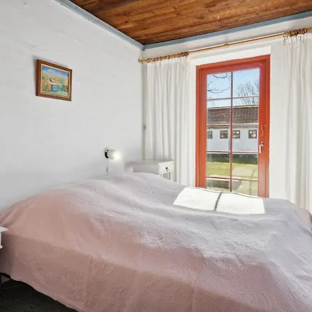 Holiday home Natalija - 100m From The Sea In Ne Jutland By Interhome